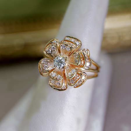 Spinning Flower Ring