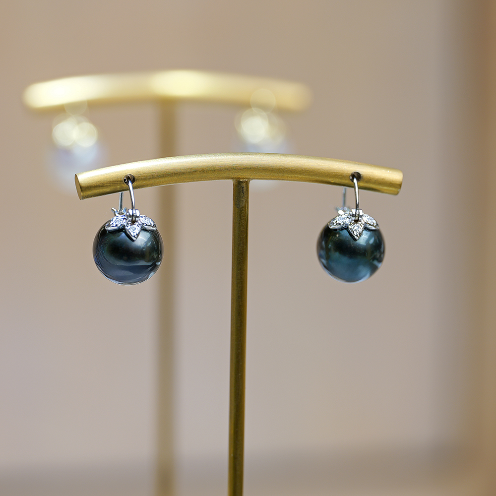 Tahitian Pearl Earrings