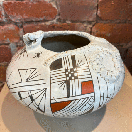 Mata Ortiz Snake Pot