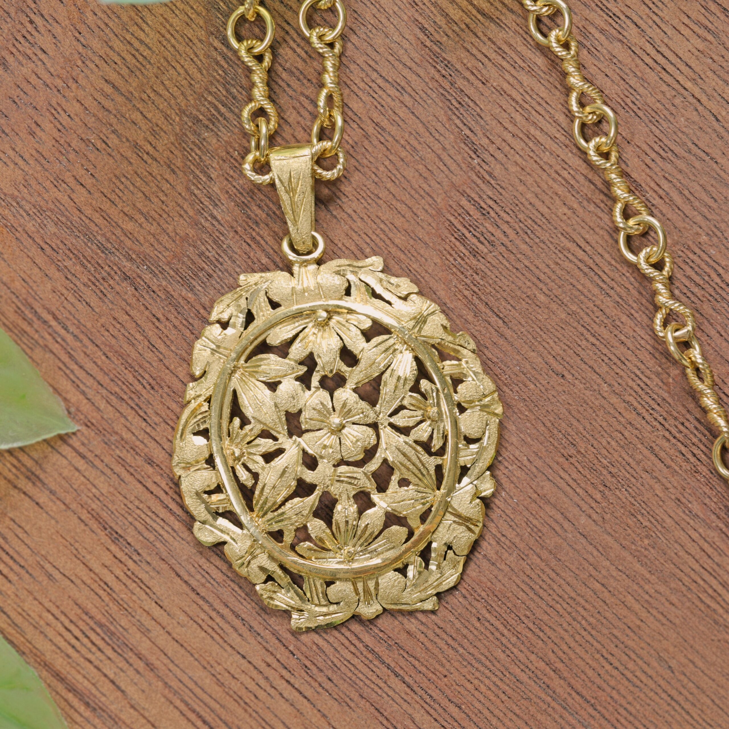 Art Nouveau Floral Pendant