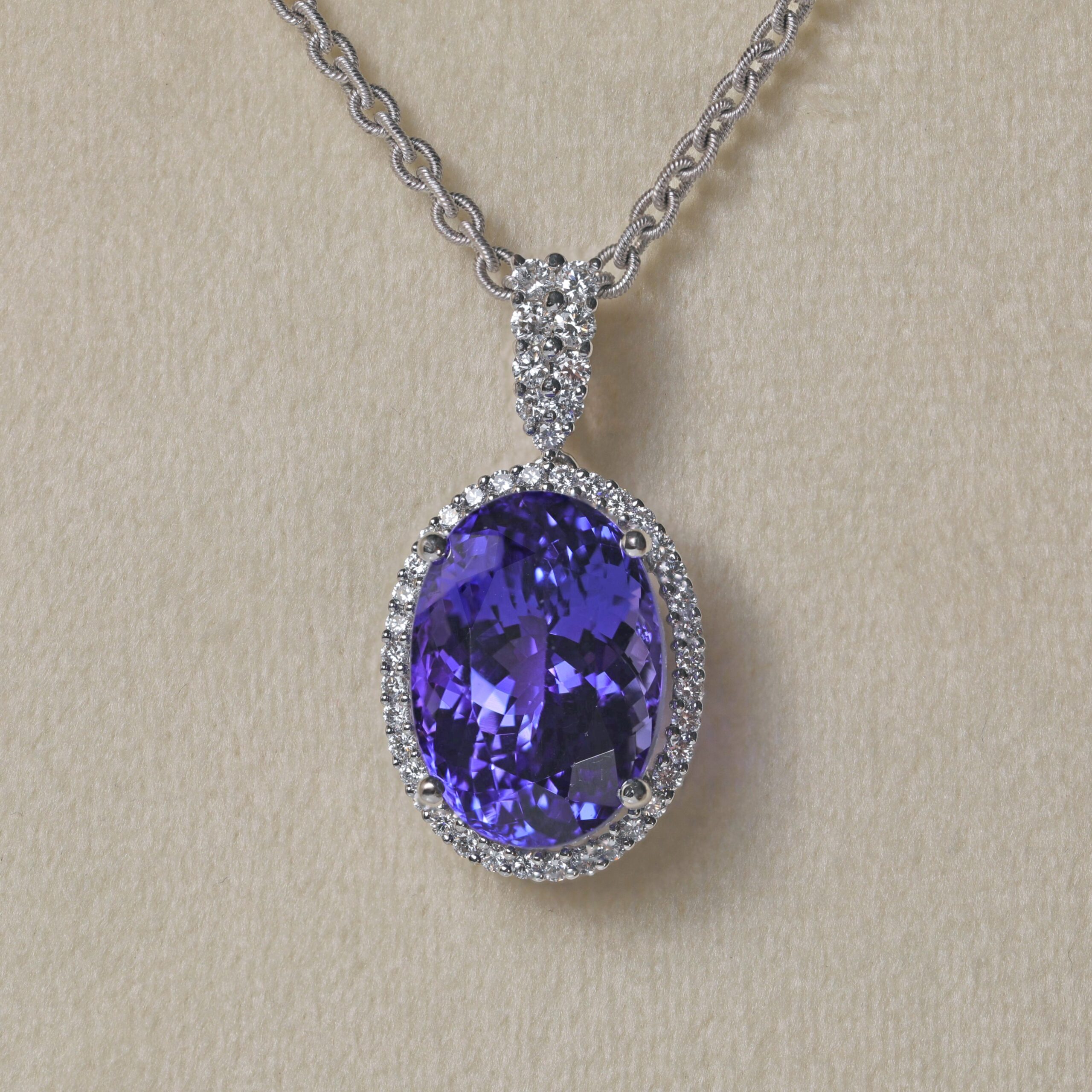 Tanzanite & Diamond Pendant