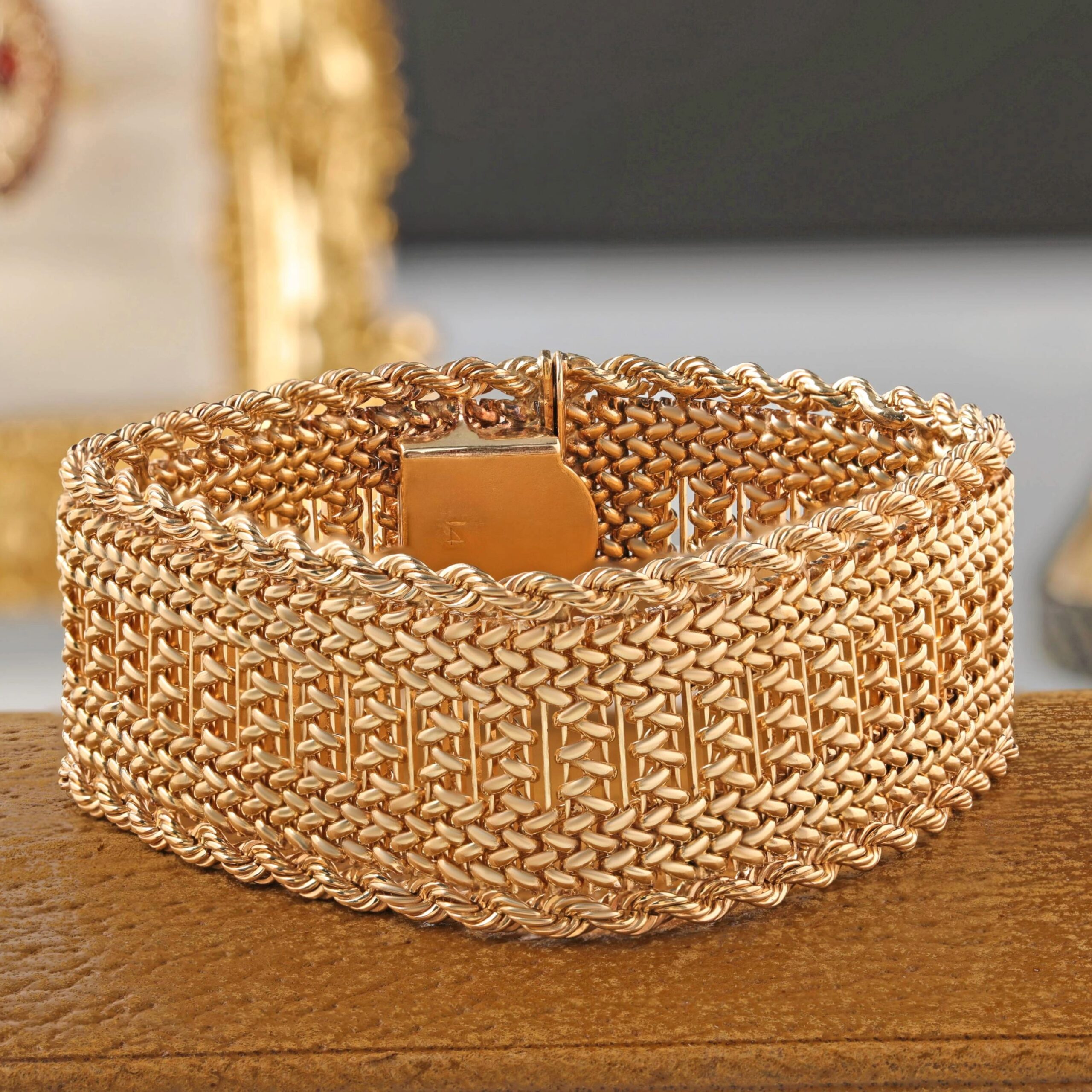 Mesh Bracelet with Rope Border